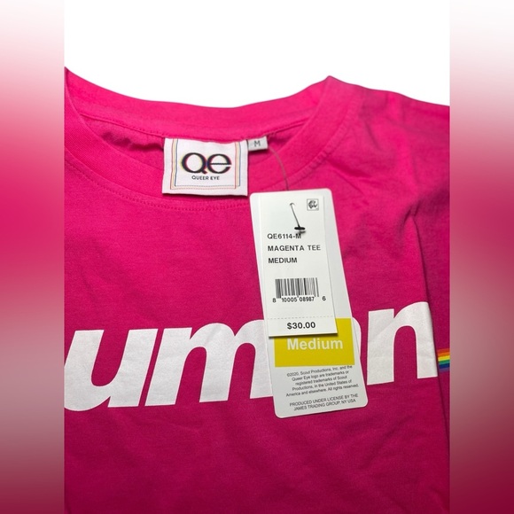 Queer Eye New NWT Pink Human Tee Shirt Size Medium - Picture 7 of 7